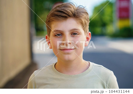 PRETEEN 